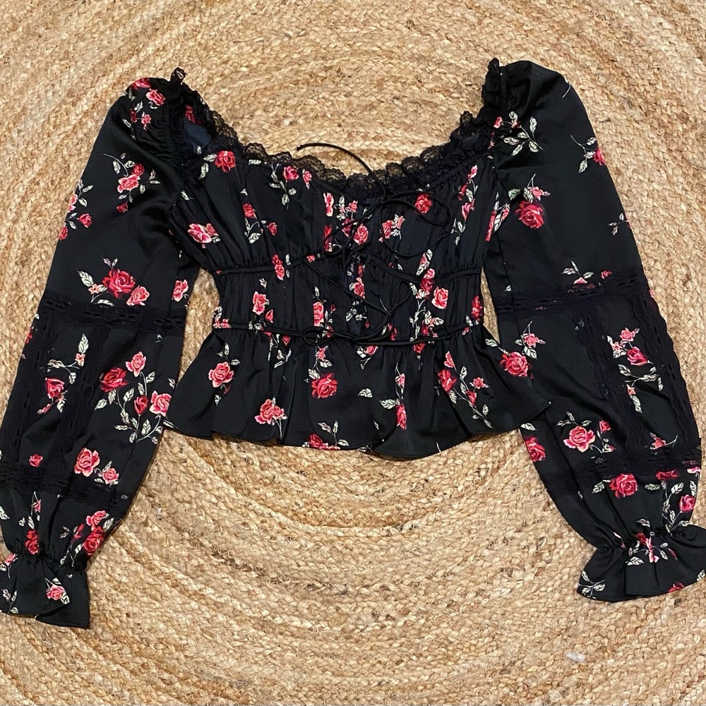FOR LOVE & LEMONS BOW FRONT BLOUSE